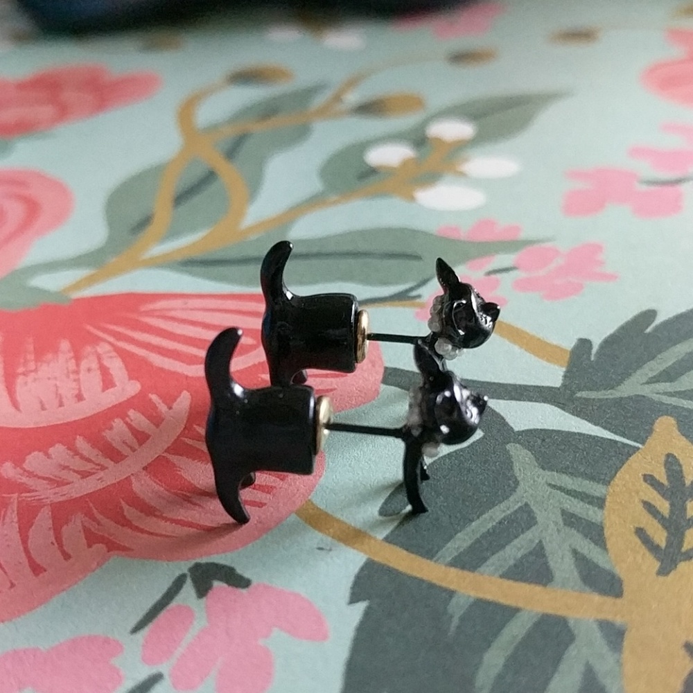 nwot Black cat with pearl necklace earring - Picture 2 of 3